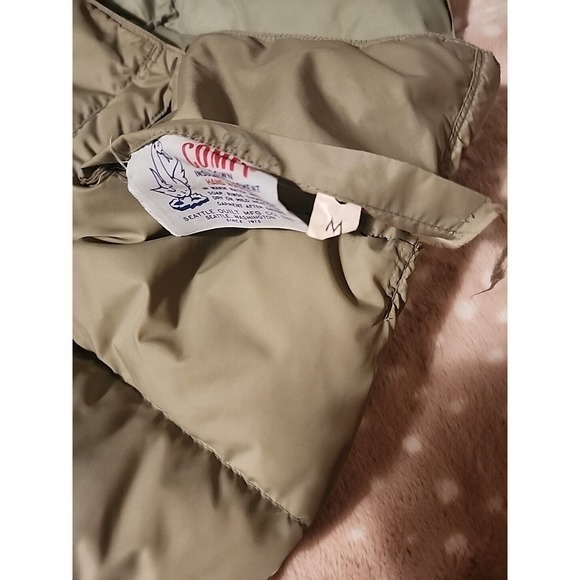 Vintage Vest Comfy Down Insulated Garment Seattle Quilt MFG. Co. Med reversible - Picture 7 of 7